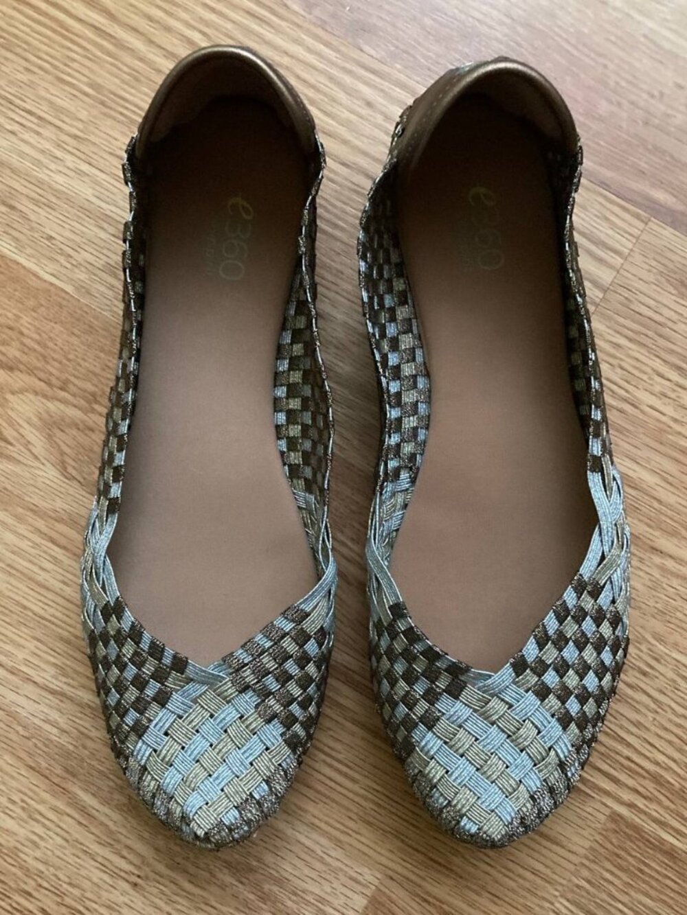 EASY SPIRIT Ultra Comfortable Woven Flats - Size 8W